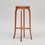 1012 3168 PEDESTAL